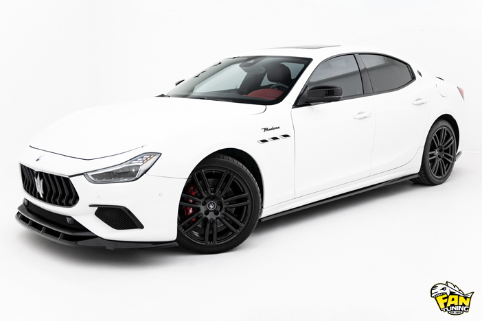 Аэродинамический обвес на Мазерати Гибли Модена (Maserati Ghibli Modena) 2017-2020 годов выпуска