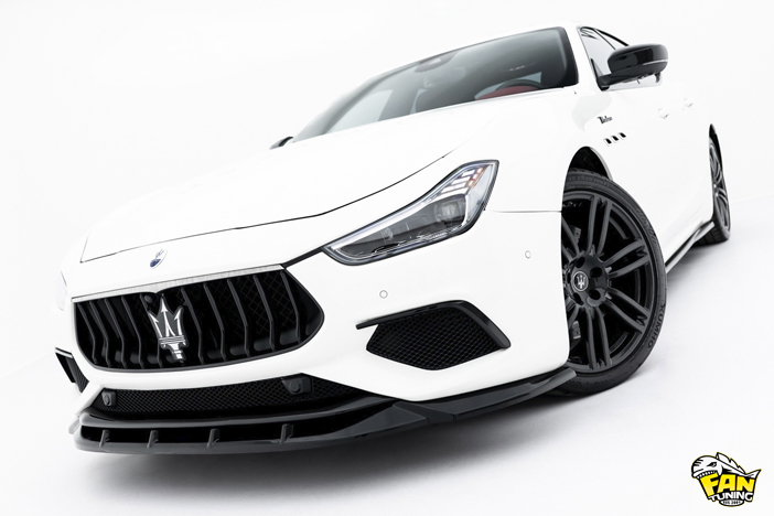 Аэродинамический обвес на Мазерати Гибли Модена (Maserati Ghibli Modena) 2017-2020 годов выпуска