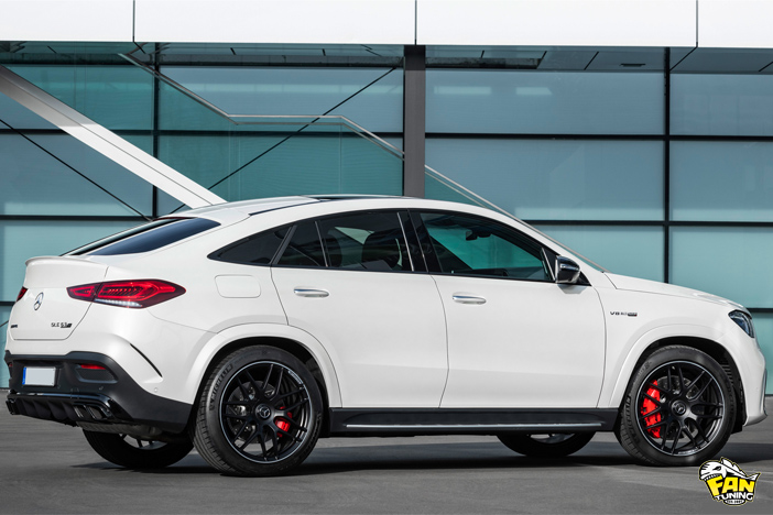 Диффузор заднего бампера АМГ (AMG) GLE63 на Mercedes GLE-Coupe C167