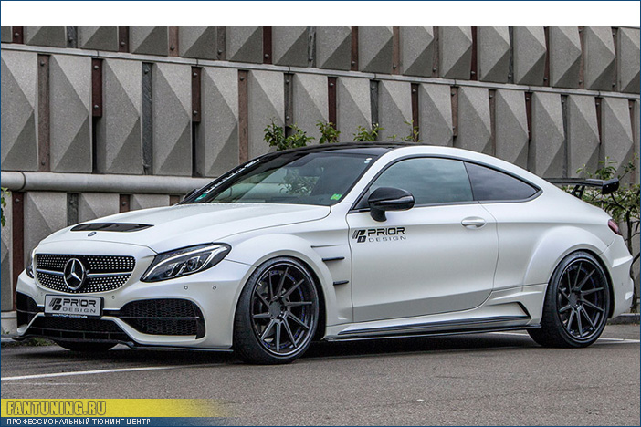 Сумасшедший обвес ВайдБоди (WideBody) от Prior Design на Mercedes C-Coupe в кузове С205