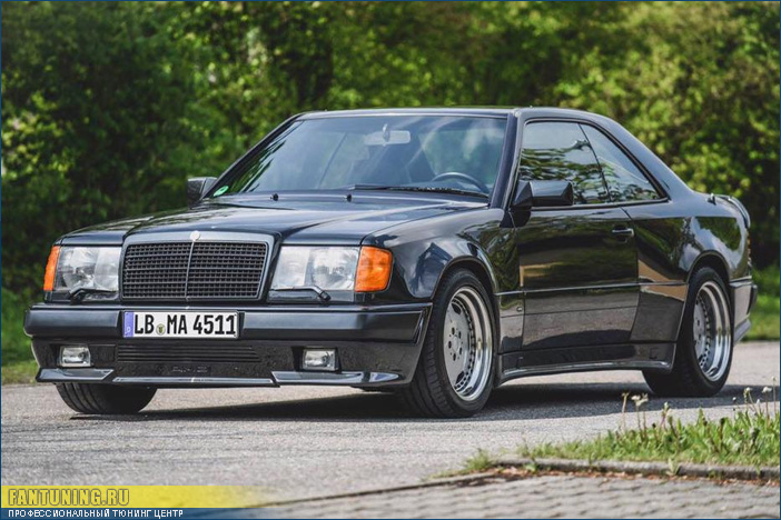 Крылья для переделки обычного Mercedes W124 Coupe в легендарный W124 Hammer