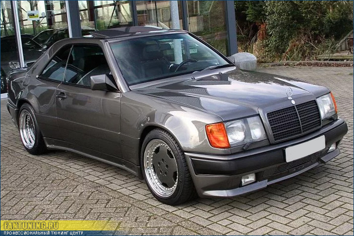 Крылья для переделки обычного Mercedes W124 Coupe в легендарный W124 Hammer