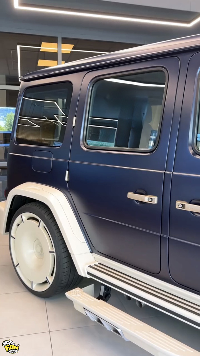 Изготовление на Мерседесе (Mercedes) G открытия задних дверей против движения (как на Роллс Ройсе)