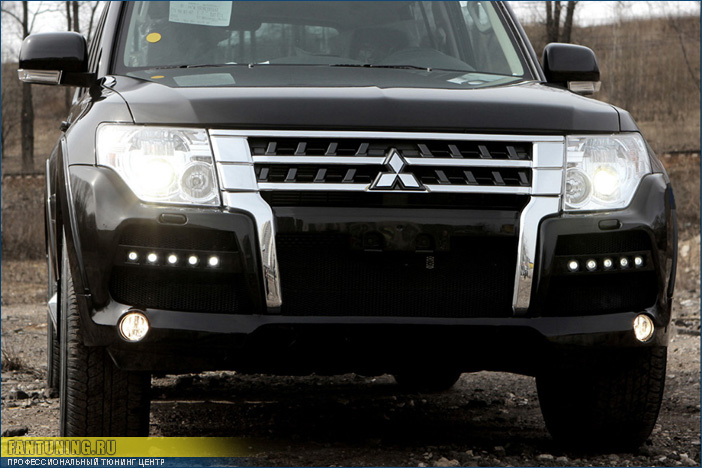 Передний тюнинг бампер FT на Мицубиси Паджеро (Mitsubishi Pajero) 4