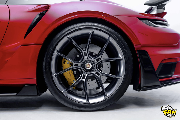 Аэродинамический обвес VENOM 2 на Порше (Porsche) 911 Turbo S 992