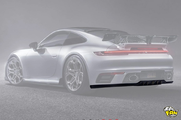 Карбоновый диффузор заднего бампера на Порше (Porsche) Carrera 992