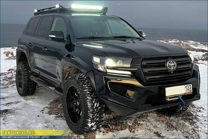 Аэродинамический обвес OFFroad на Тойоту Ленд Крузер (Toyota Land Cruiser) 200 2016+