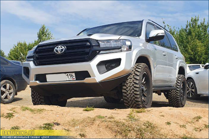 Аэродинамический обвес OFFroad на Тойоту Ленд Крузер (Toyota Land Cruiser) 200 2016+