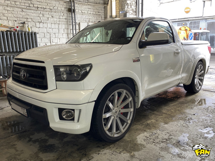 Бампера и расширители колесных арок на Тойоту Тундра (Toyota Tundra) 2007-2013 г.в.