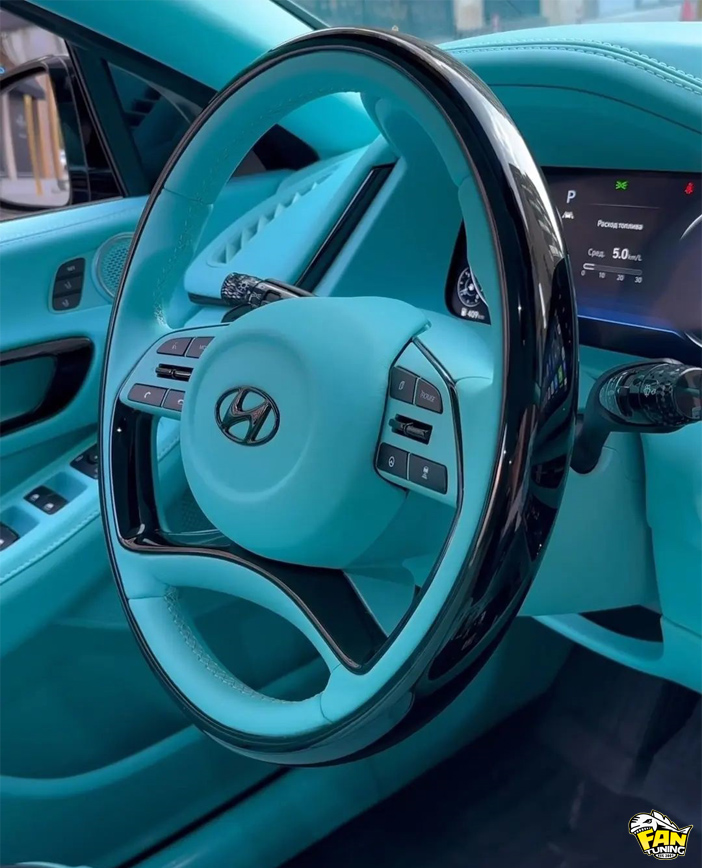 Однотонный дизайн пошива салона