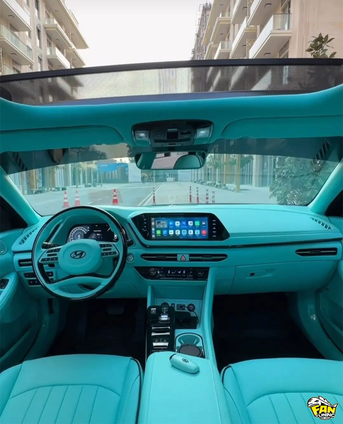 Однотонный дизайн пошива салона