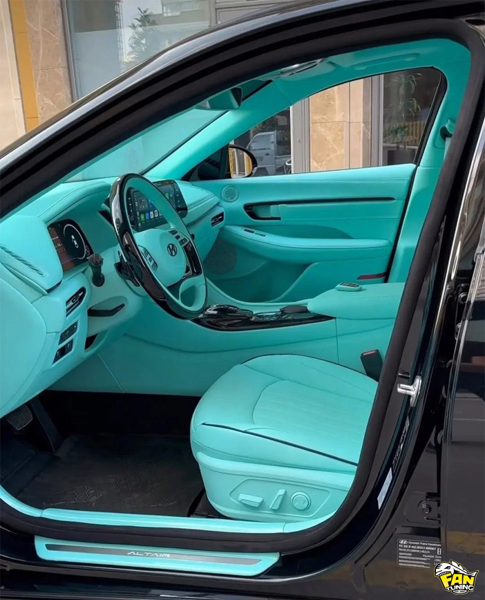 Однотонный дизайн пошива салона