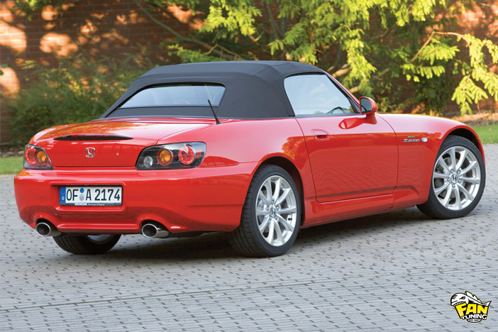 Кабриолетный тент на Хонду (Honda) S2000 1999-2006 годов выпуска