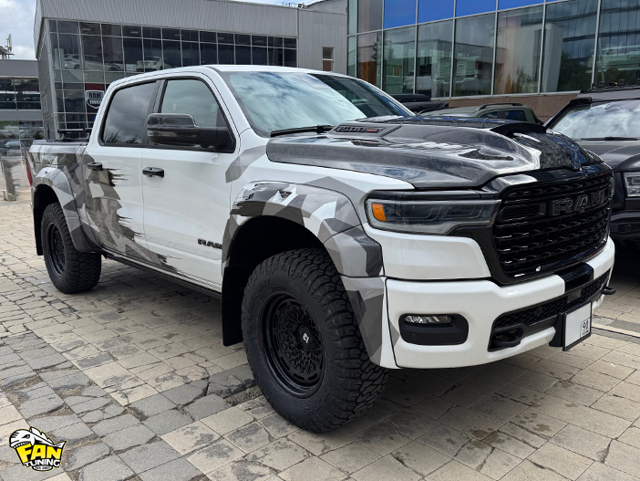Изготовление карбонового капота в стиле TRX на RAM 1500