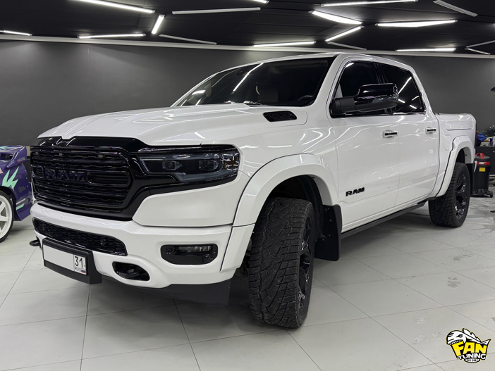 Установка расширителей колесных арок и брызговиков на РАМ (RAM) 1500  2018 года