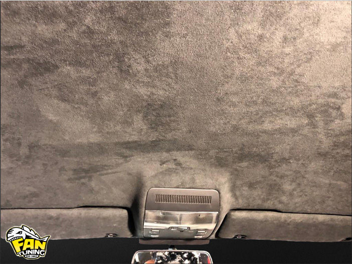 Перетяжка потолка в алькантару на Ауди (Audi) RS4