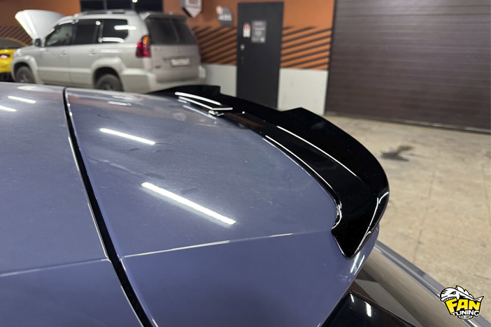 Установка губы переднего бампера и спойлера на багажник на Ауди (Audi) RS3