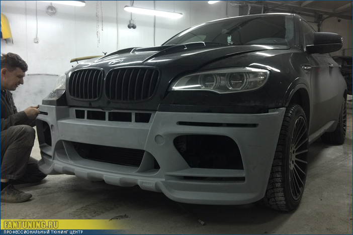 Установка переднего бампера Hamann EVO M на БМВ (BMW) E71 X6