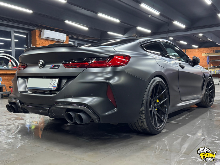 Замена ремней безопасности на индивидуальные дизайнерские на БМВ (BMW) M8 F92