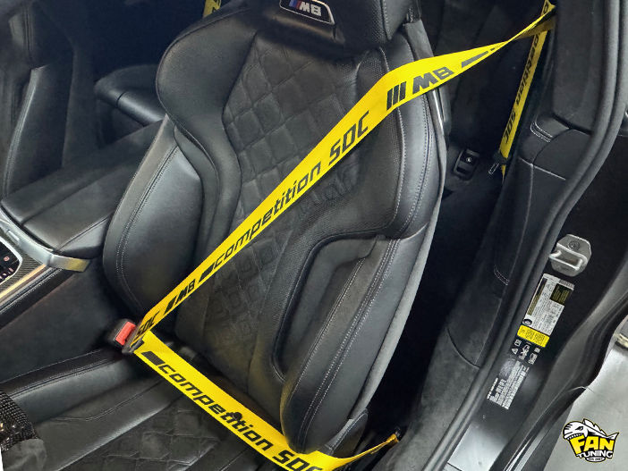 Замена ремней безопасности на индивидуальные дизайнерские на БМВ (BMW) M8 F92