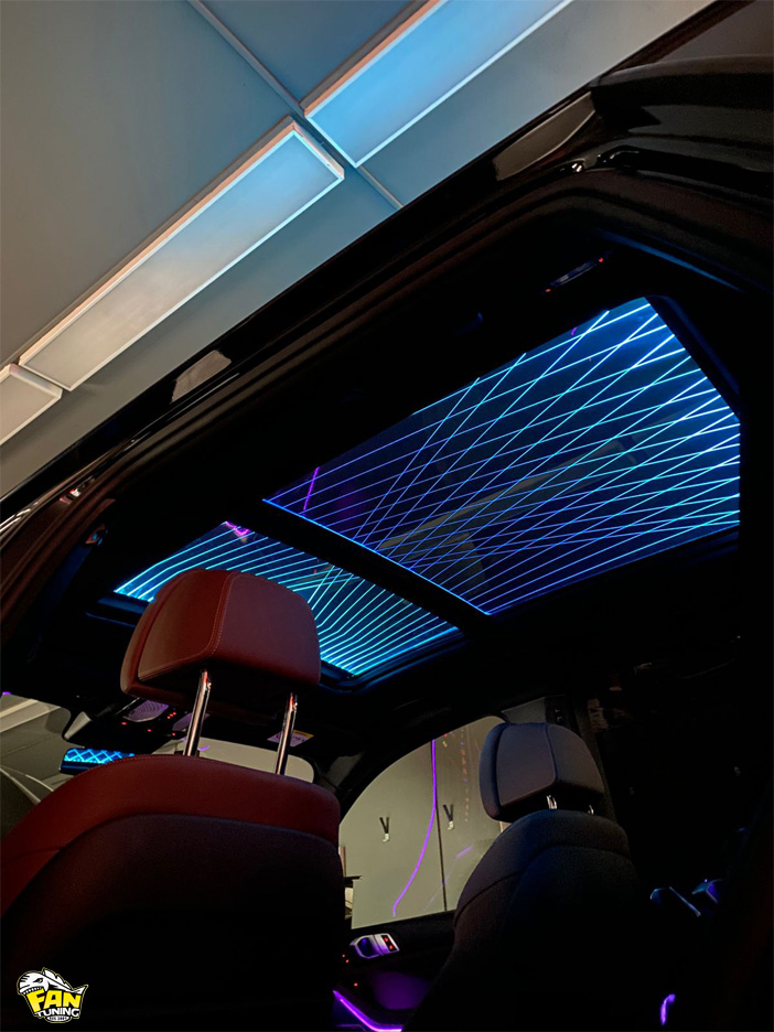 Установка подсветки Sky Lounge (Скай Лаунж) в панорамную крышу БМВ (BMW) X5 G05