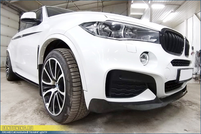 Подгонка и установка карбонового обвеса в стиле M-Performance на БМВ (BMW) X6 F16