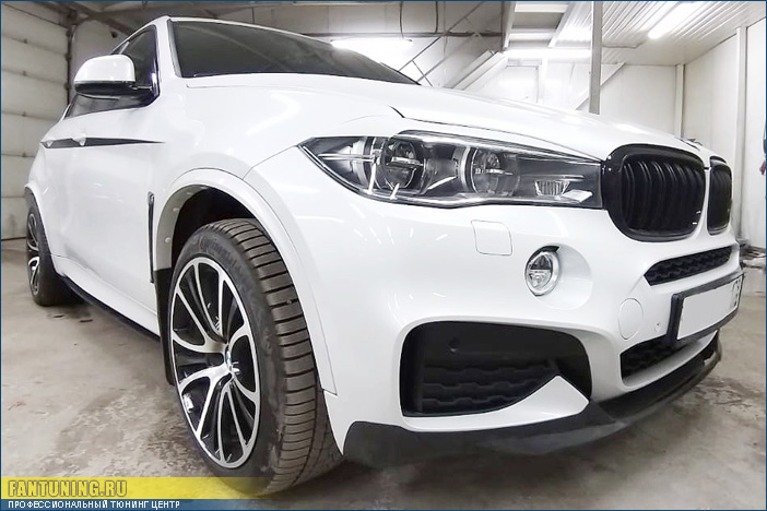 Подгонка и установка карбонового обвеса в стиле M-Performance на БМВ (BMW) X6 F16