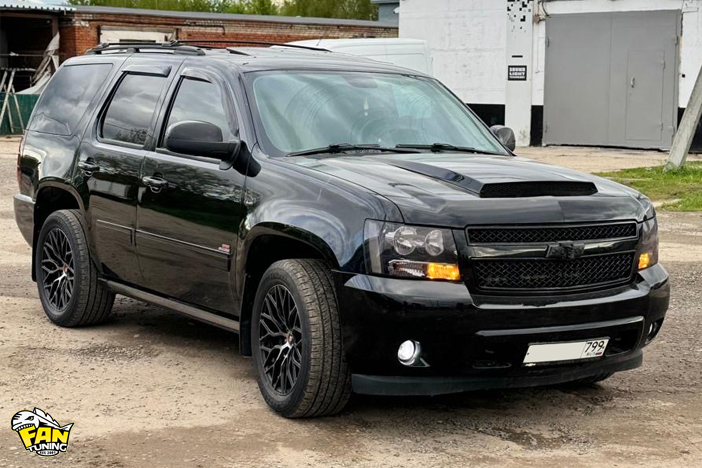 Установка накладки на капот Шевроле Тахо (Chevrolet Tahoe)