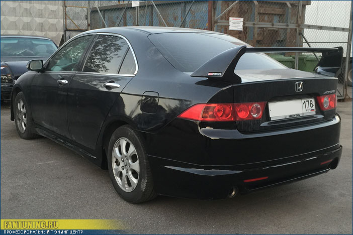 Установка аэродинамического обвеса Мюген (Mugen) на Хонду Аккорд (Honda Accord) 7