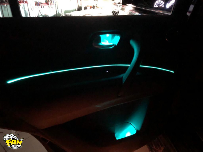 Установка атмосферной подсветки Ambient Light на Инфинити (Infiniti) QX70