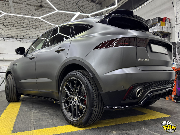 Установка аэродинамического обвеса на Ягуар (Jaguar) E-Pace