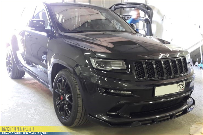 Установка "губы" ОЕМ на бампер Джипа Гранд Чероки ( JEEP Grand Cherokee ) SRT