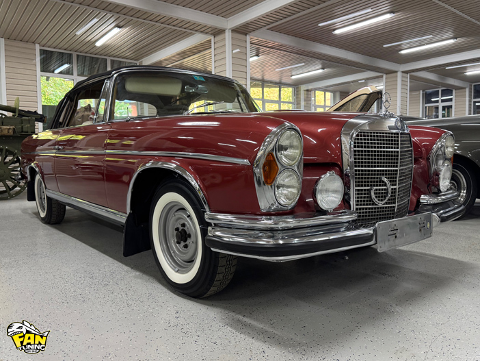 Пошив новой складной крыши (тента кабриолета) на Мерседесе (Mercedes) 220 W111 1965 г.в.