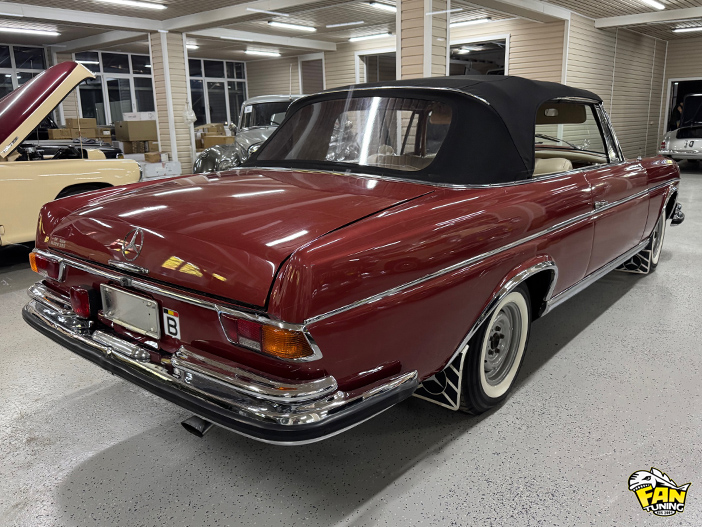 Пошив новой складной крыши (тента кабриолета) на Мерседесе (Mercedes) 220 W111 1965 г.в.