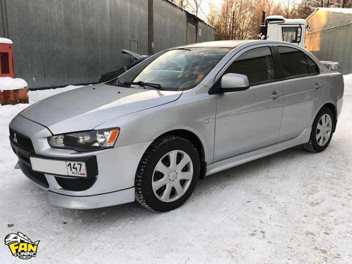 Установка небольшого обвеса на Мицубиши (Mitsubishi) Lancer X