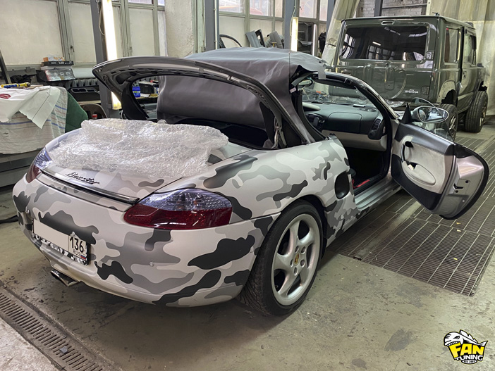 Замена кабриолетного тента со стеклянным окном на Порше Бокстер (Porsche Boxter)