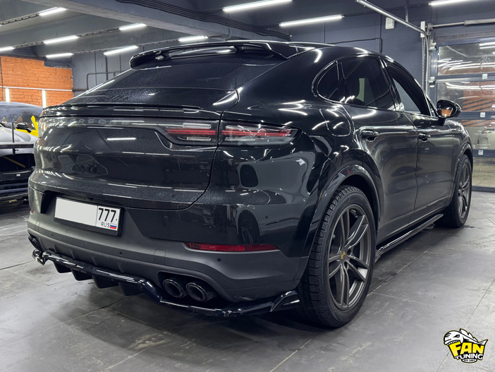 Установка сплиттеров под пороги и диффузора заднего бампера на Порше Кайенн (Porsche Cayenne) Coupe
