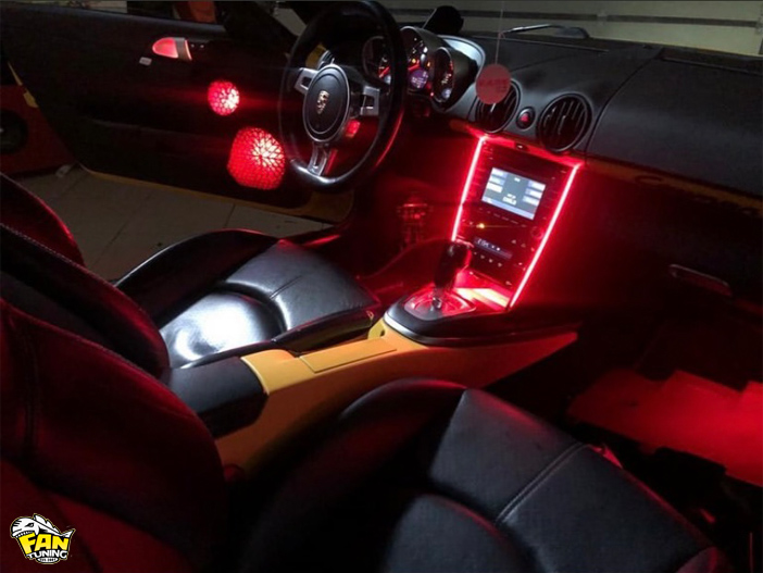 Установка контурной подсветки Эмбиент Лайт (Ambient Light) на Порше Кайман (Porsche Cayman)